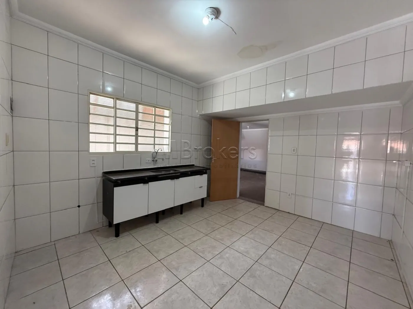 Alugar Casa / Padrão em Botucatu R$ 2.500,00 - Foto 16