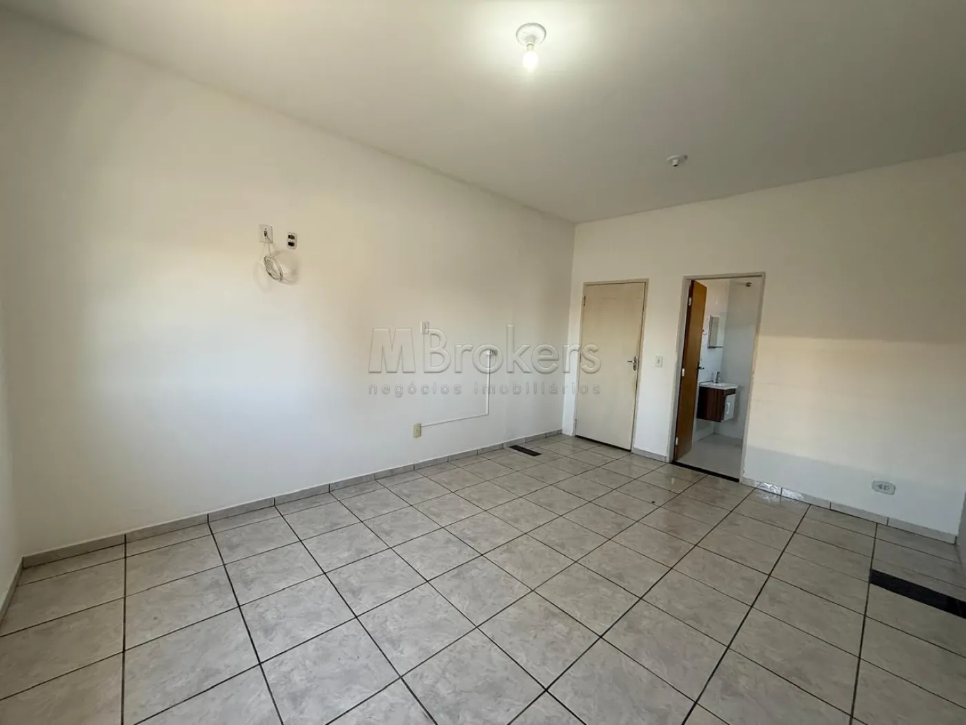 Alugar Casa / Padrão em Botucatu R$ 2.500,00 - Foto 13