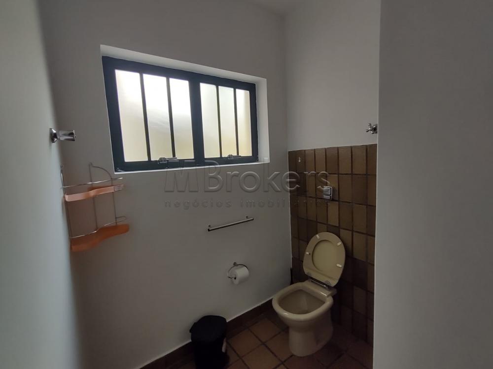 Alugar Casa / Condomínio em Botucatu R$ 6.000,00 - Foto 25