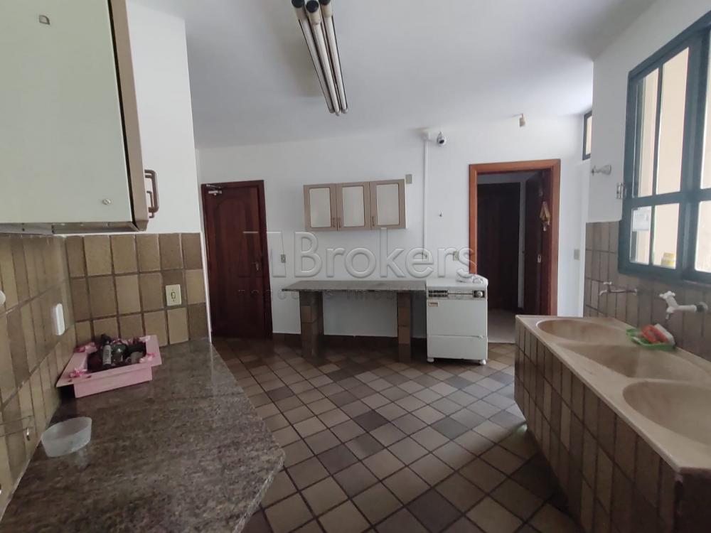 Alugar Casa / Condomínio em Botucatu R$ 6.000,00 - Foto 30