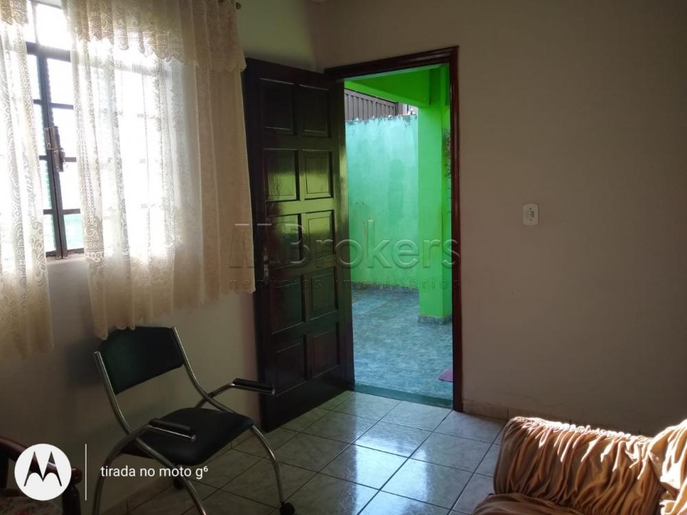 Comprar Casa / Padrão em São Manuel R$ 450.000,00 - Foto 2