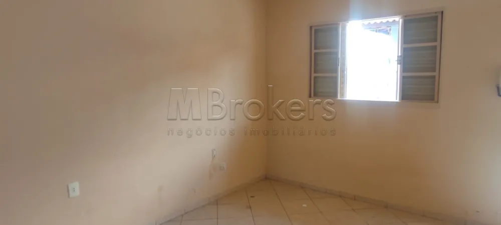 Alugar Apartamento / Padrão em Botucatu R$ 650,00 - Foto 3