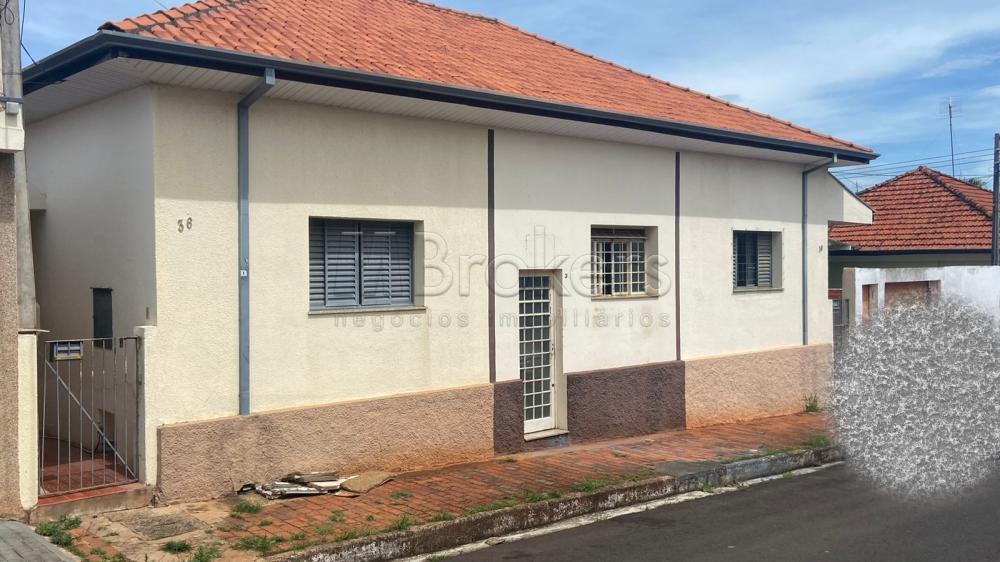 Comprar Casa / Residencia em Botucatu R$ 270.000,00 - Foto 1