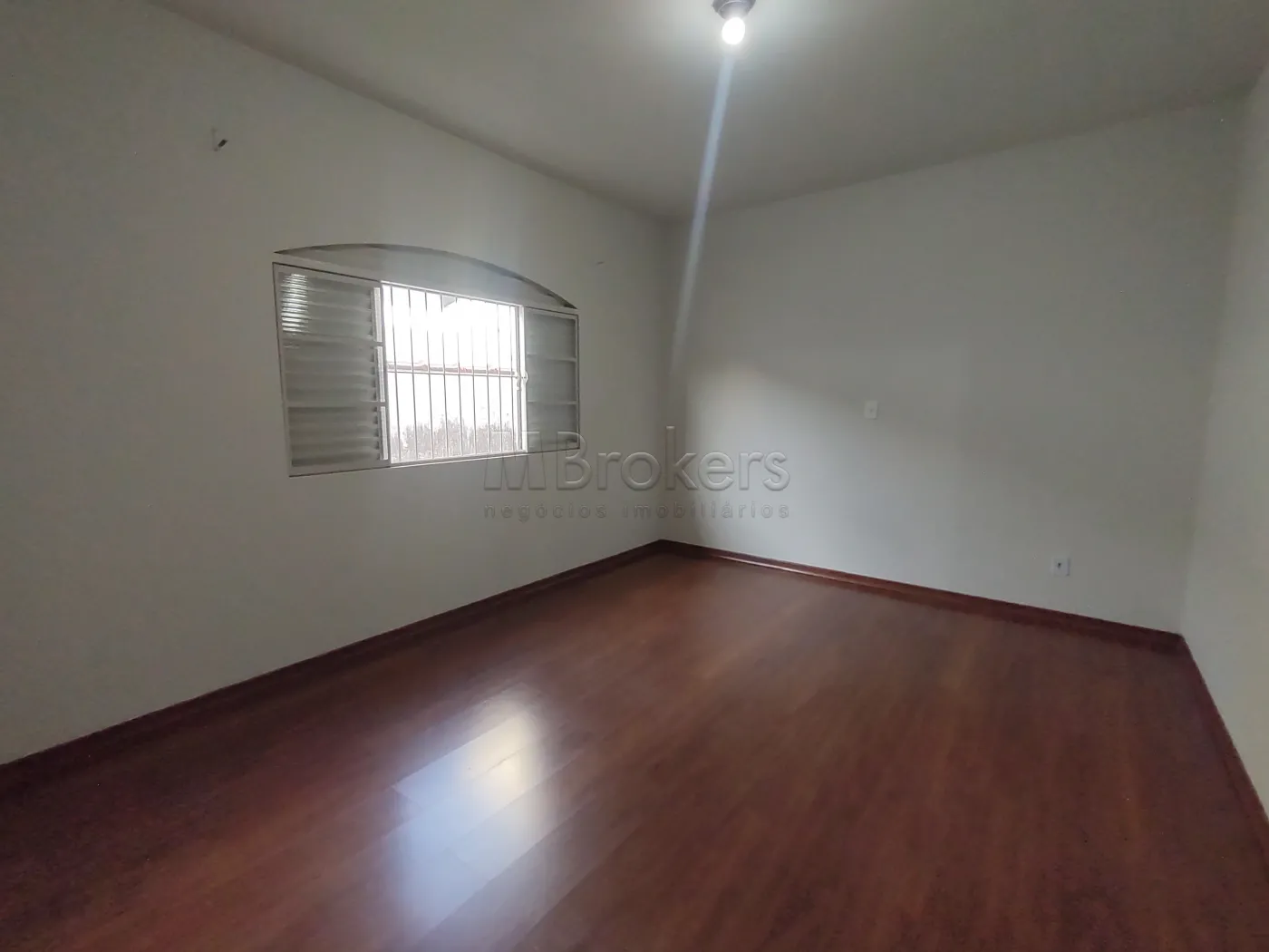 Comprar Casa / Padrão em Botucatu R$ 650.000,00 - Foto 19