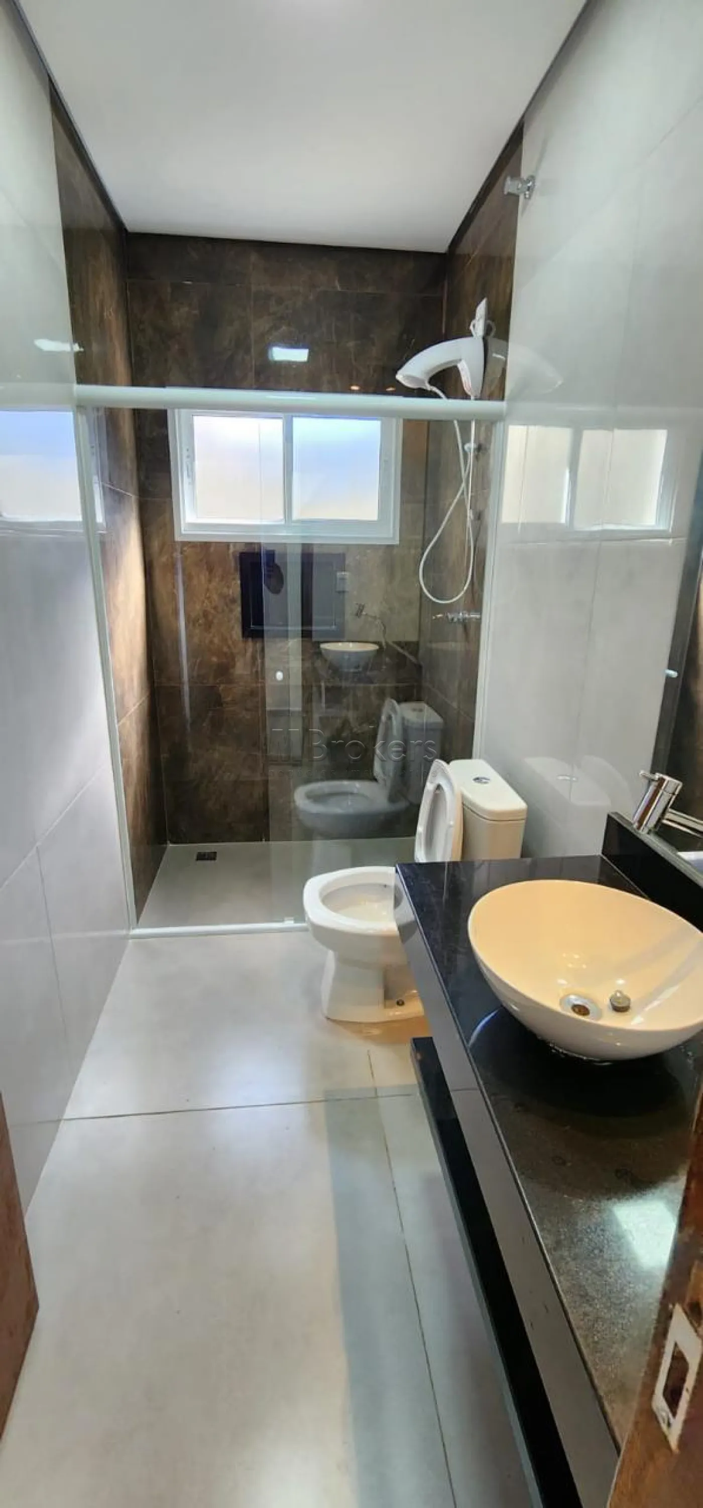 Alugar Casa / Sobrado em Botucatu R$ 2.600,00 - Foto 3