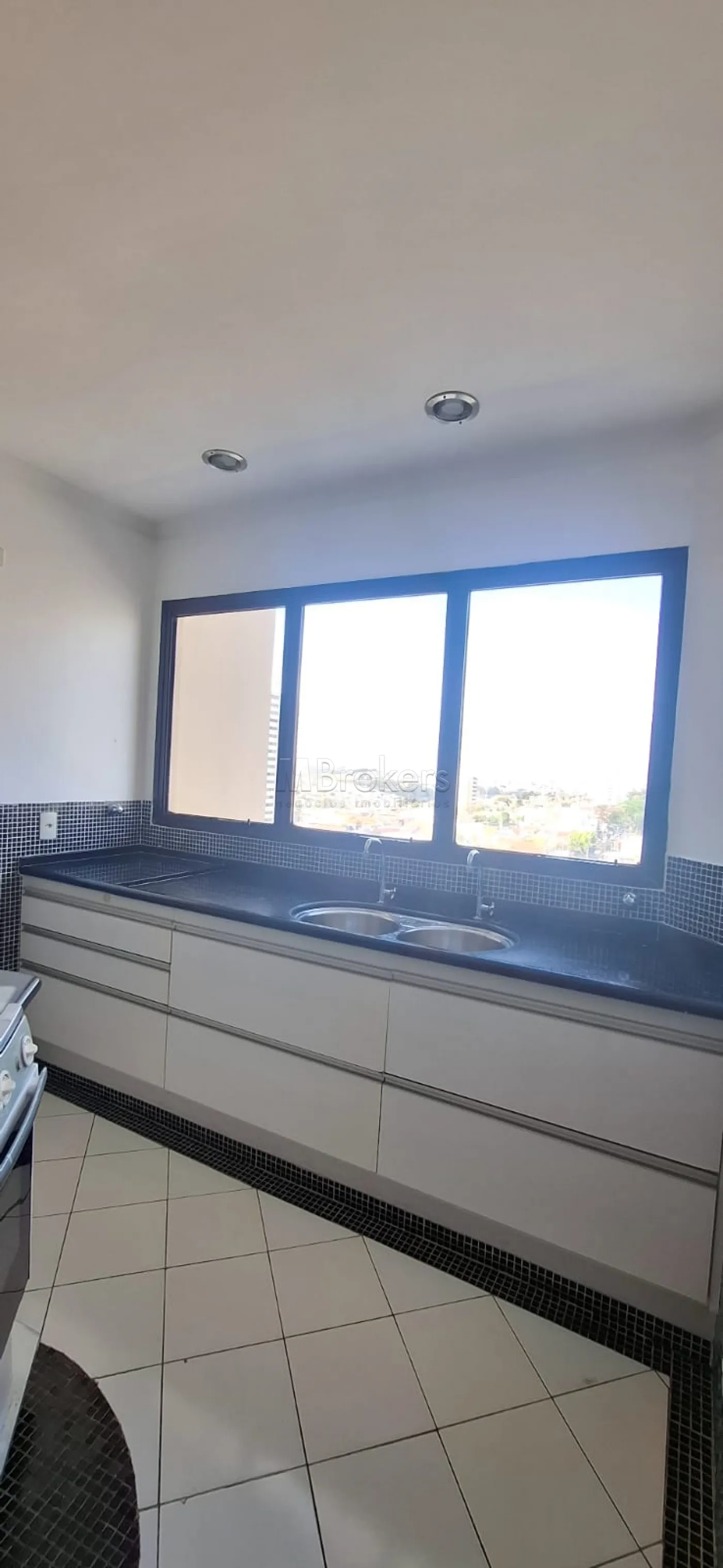Alugar Apartamento / Em Branco em Botucatu R$ 4.500,00 - Foto 13