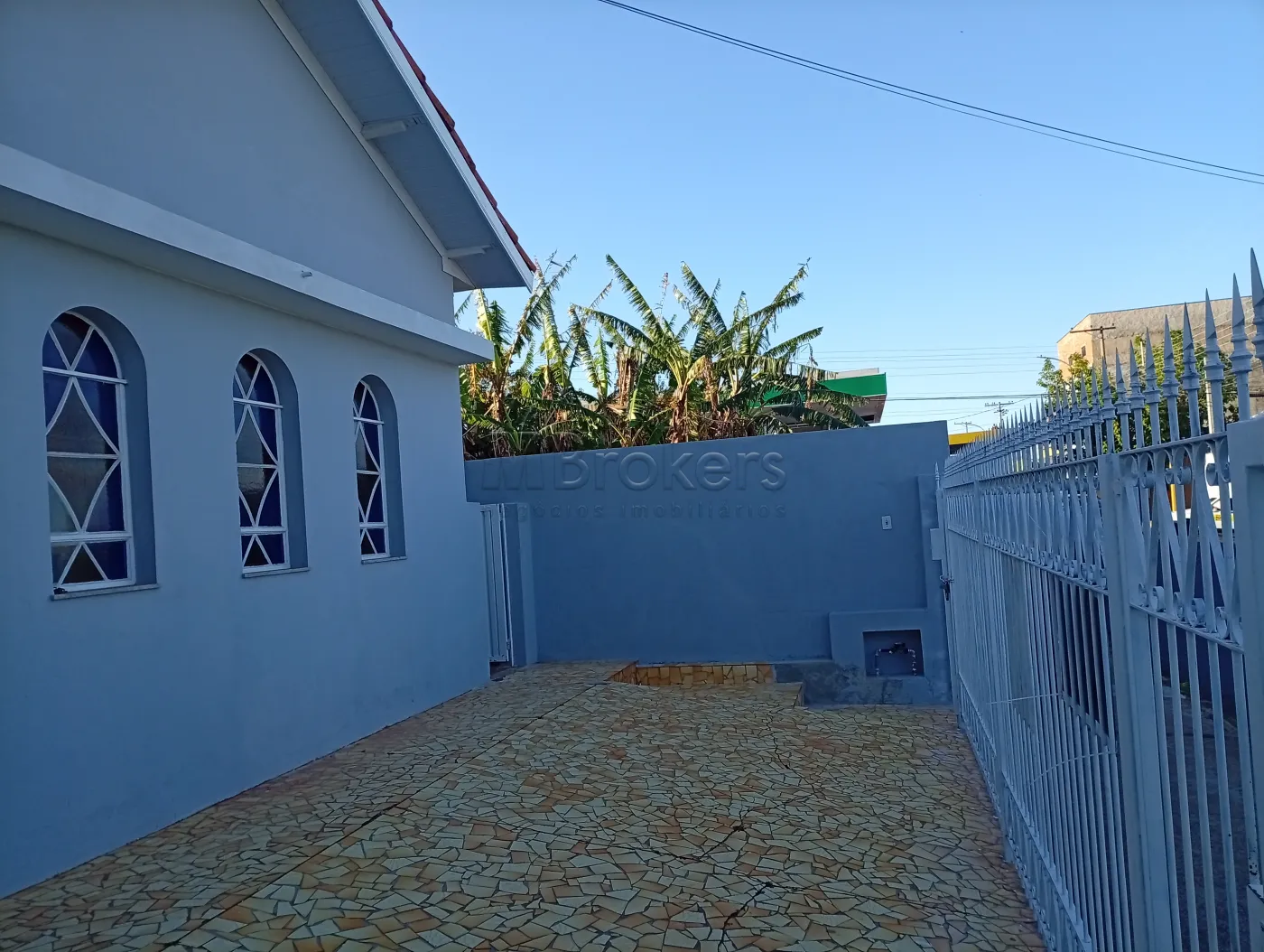 Alugar Casa / Padrão em Botucatu R$ 2.500,00 - Foto 1