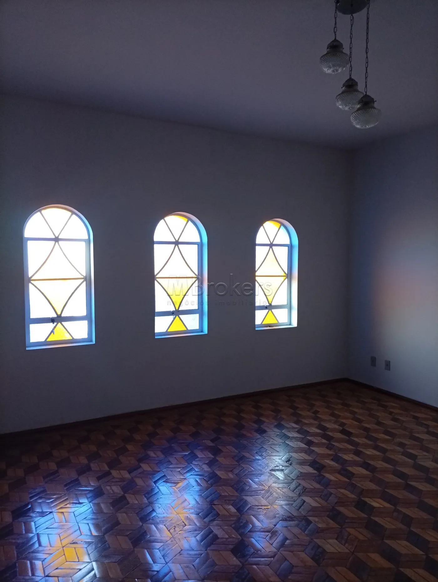 Alugar Casa / Padrão em Botucatu R$ 2.500,00 - Foto 3
