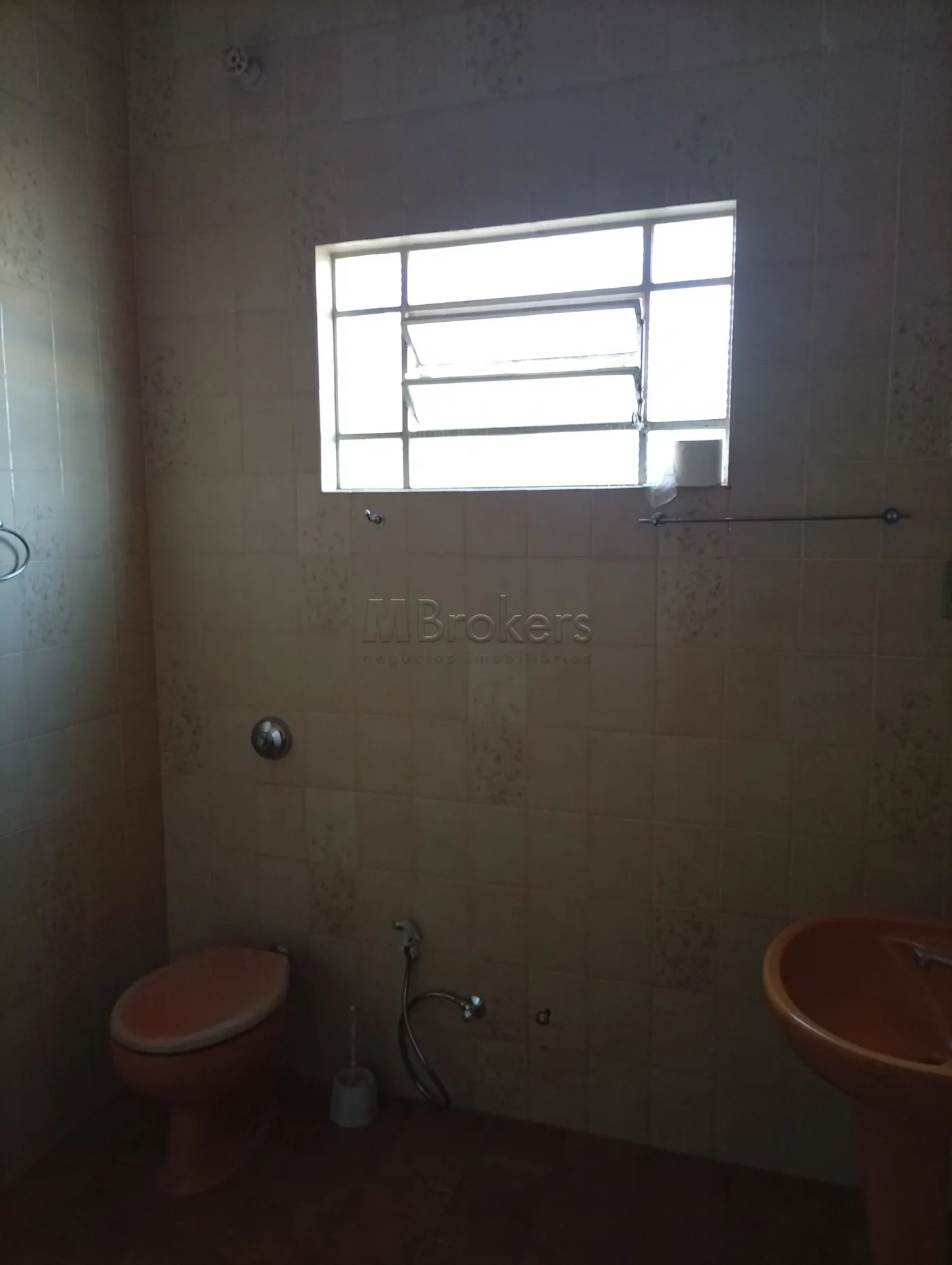 Alugar Casa / Padrão em Botucatu R$ 2.500,00 - Foto 7