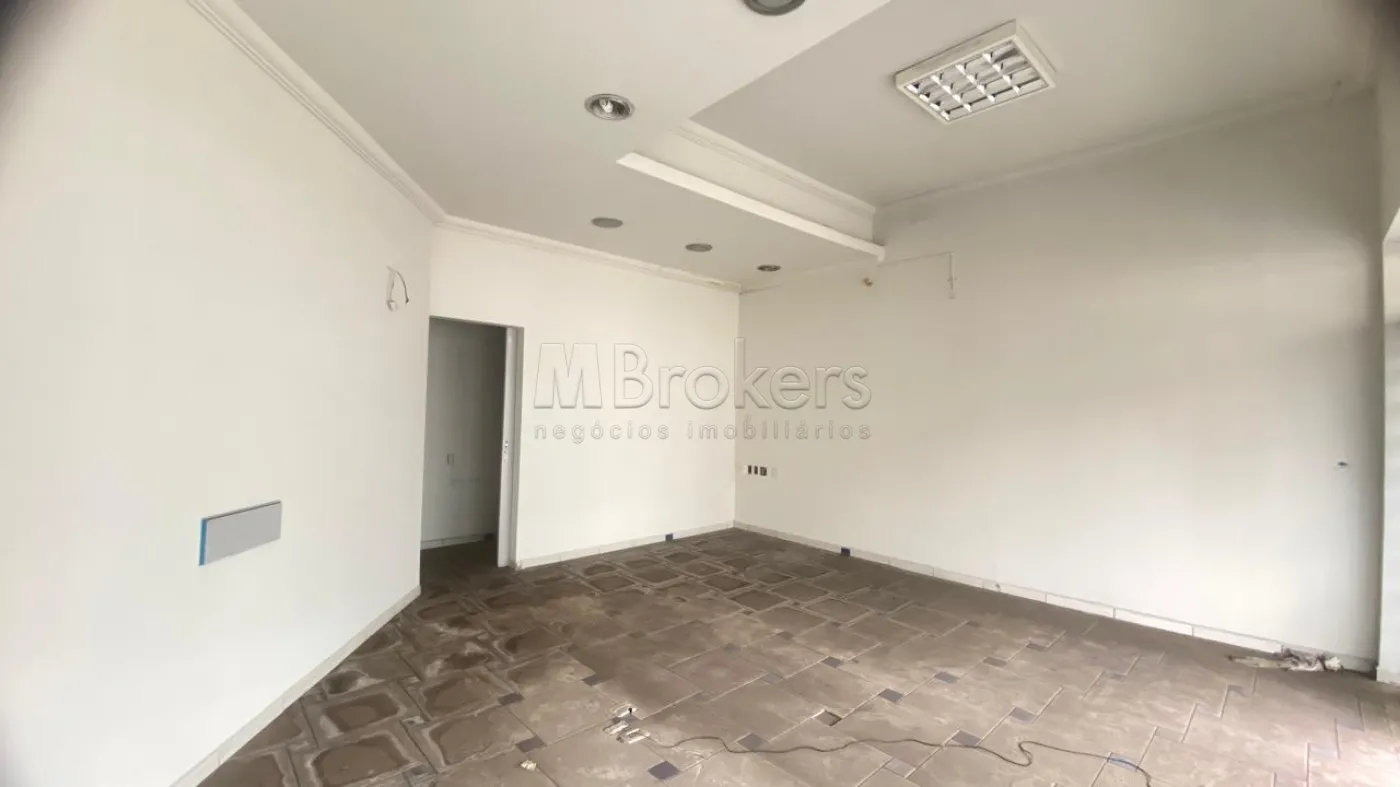 Alugar Casa / Comercial/Residencial em Botucatu R$ 15.000,00 - Foto 11