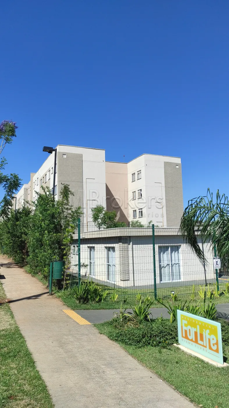 Alugar Apartamento / Em Branco em Botucatu R$ 1.100,00 - Foto 1
