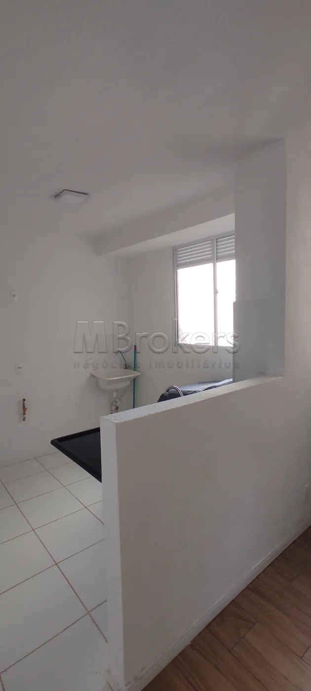 Alugar Apartamento / Em Branco em Botucatu R$ 1.100,00 - Foto 7