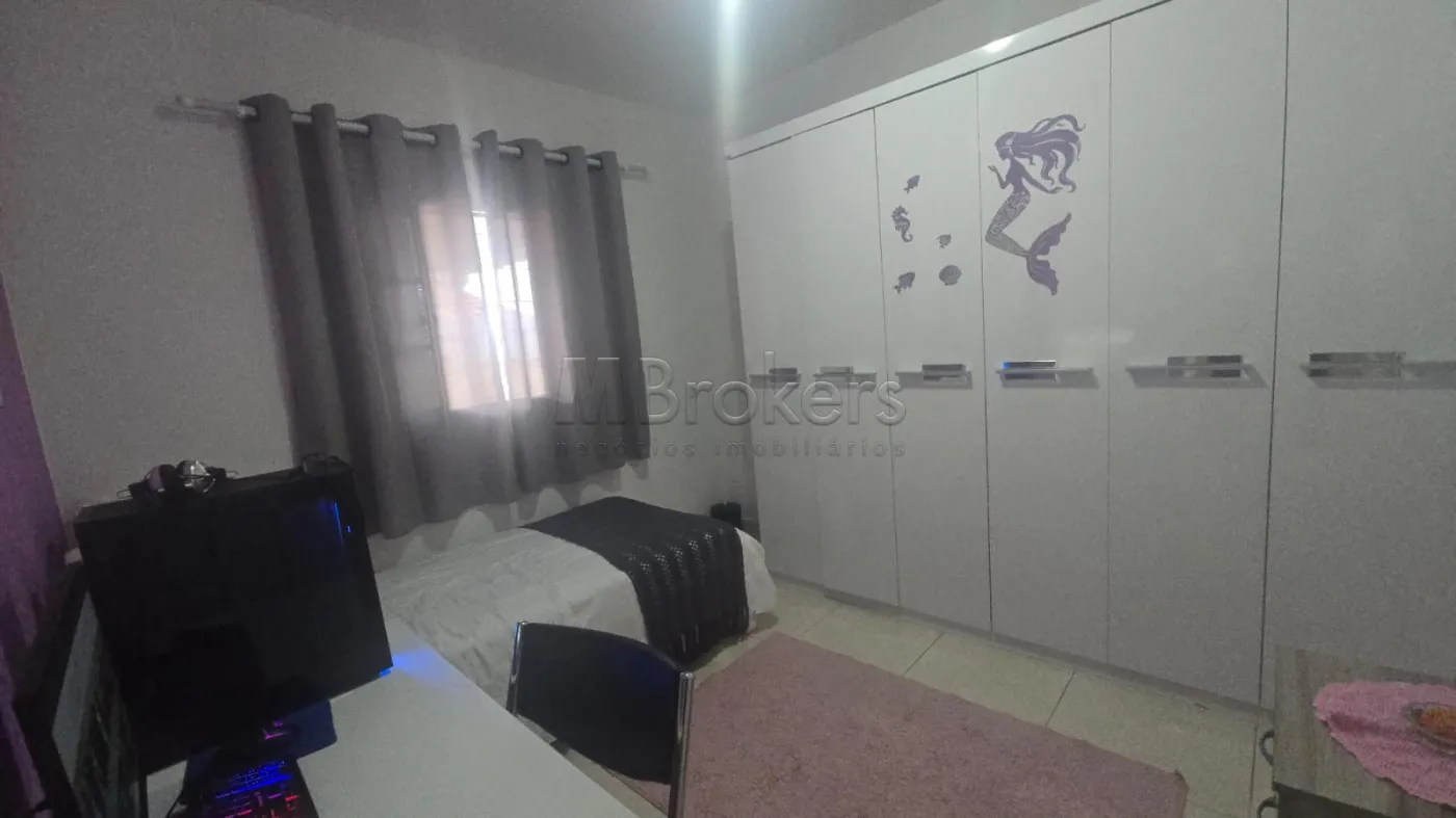Comprar Casa / Padrão em Botucatu R$ 430.000,00 - Foto 14