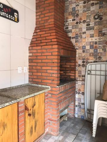 Alugar Casa / Padrão em Botucatu. apenas R$ 240.000,00