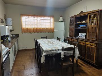 imagem 2 - Venda de Casa com 03 Quartos em um terreno bem amplo. imagem 2 - Venda de Casa com 03 Quartos em um terreno bem amplo.