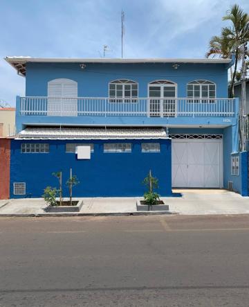 Alugar Casa / Padrão em Botucatu. apenas R$ 690.000,00