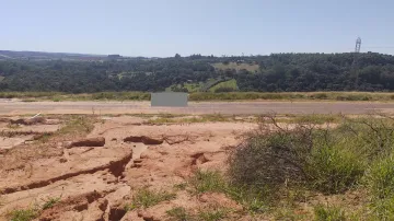 imagem 2 - Vendo Lote com 400m² no Oásis da Serra em Botucatu-SP, Condomínio fechado de lotes. imagem 2 - Vendo Lote com 400m² no Oásis da Serra em Botucatu-SP, Condomínio fechado de lotes.