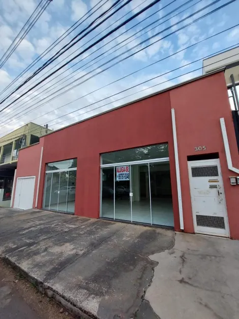 Alugar Comercial / Salão em Botucatu. apenas R$ 3.500,00