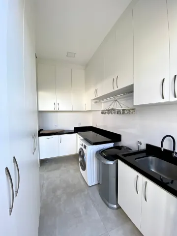 imagem 4 - CASA DE ALTO PADRÃO TRIPLEX COM UM PROJETO CONTEMPORÂNEO, COM 2 SUITES COM VARANDA, ELEVADOR, ESCRITÓRIO. POSSIBILIDADE DE VENDA COM MOBILIA E DECORAÇÃO. imagem 4 - CASA DE ALTO PADRÃO TRIPLEX COM UM PROJETO CONTEMPORÂNEO, COM 2 SUITES COM VARANDA, ELEVADOR, ESCRITÓRIO. POSSIBILIDADE DE VENDA COM MOBILIA E DECORAÇÃO.