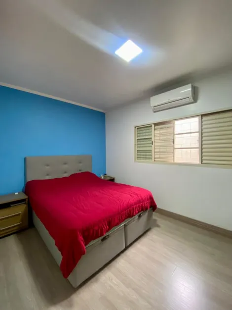 Casa a Venda com ótima localização