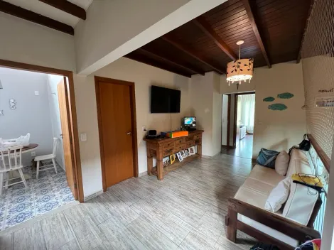 Excelente casa com área de lazer completa