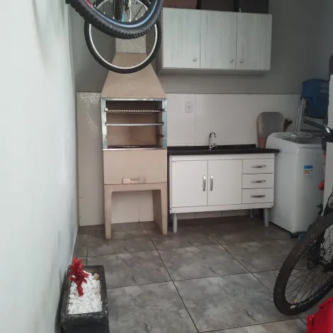 CASA REFORMADA NO CENTRO