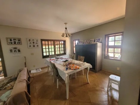 Linda casa com pomar