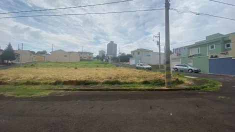 Lote de esquina no Jardim Bom Pastor