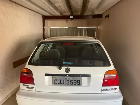 Casa Nostlgica Aguarda Novos Proprietrios