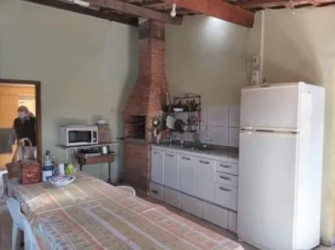 imagem 2 - Casa em amplo terreno, com Piscina e uma área verde fantástica imagem 2 - Casa em amplo terreno, com Piscina e uma área verde fantástica