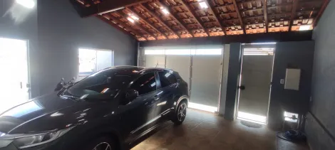 imagem 3 - Casa com um bom acabamento, Piscina Aquecida, 02 Vagas de Garagem imagem 3 - Casa com um bom acabamento, Piscina Aquecida, 02 Vagas de Garagem
