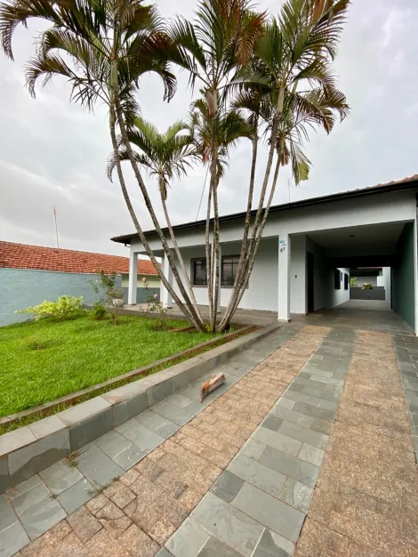 imagem 1 - IMÓVEL PRÓXIMO AO ELEVADO BENTO NATEL COM EXCELENTE CONSTRUÇÃO, TOTALMENTE SÓLIDA, CÔMODOS GRANDES, JARDIM FRONTAL, CORREDORES EXTERNOS AMPLOS, QUINTAL GRAMADO, AMPLO ESPAÇO GOURMET COM CHURRASQUEIRA, EDÍCULA. imagem 1 - IMÓVEL PRÓXIMO AO ELEVADO BENTO NATEL COM EXCELENTE CONSTRUÇÃO, TOTALMENTE SÓLIDA, CÔMODOS GRANDES, JARDIM FRONTAL, CORREDORES EXTERNOS AMPLOS, QUINTAL GRAMADO, AMPLO ESPAÇO GOURMET COM CHURRASQUEIRA, EDÍCULA.