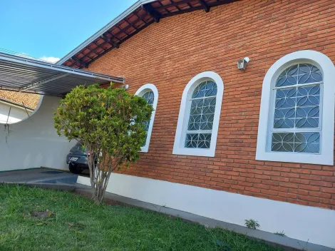 imagem 2 - Residência Espaçosa com 4 Dormitórios na desejada Vila dos Médicos imagem 2 - Residência Espaçosa com 4 Dormitórios na desejada Vila dos Médicos