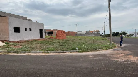 imagem 2 - Terreno de esquina Ouro Verde imagem 2 - Terreno de esquina Ouro Verde