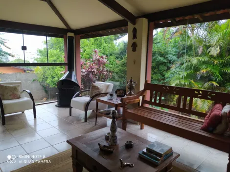 imagem 1 - Ampla Casa com 205m², Piscina e Área de Lazer Completa em Terreno de 1.890m² imagem 1 - Ampla Casa com 205m², Piscina e Área de Lazer Completa em Terreno de 1.890m²