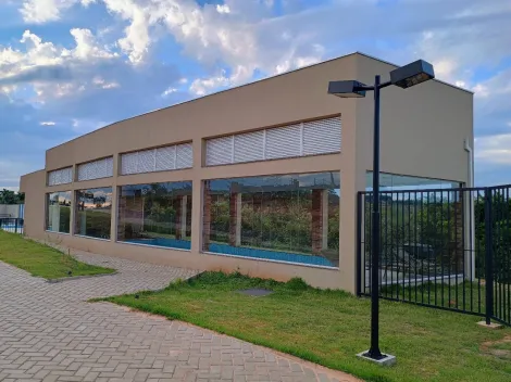 imagem 3 - Oportunidade! Excelente terreno à venda no Condomínio Residencial Royal Garden em  Botucatu-SP imagem 3 - Oportunidade! Excelente terreno à venda no Condomínio Residencial Royal Garden em  Botucatu-SP