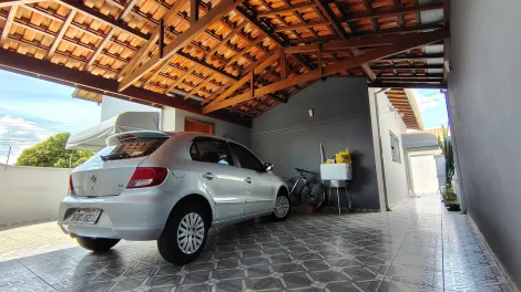 imagem 5 - Casa de esquina, 1 quadra da academia 725 imagem 5 - Casa de esquina, 1 quadra da academia 725
