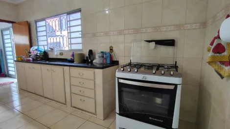 imagem 4 - Casa de esquina, 1 quadra da academia 725 imagem 4 - Casa de esquina, 1 quadra da academia 725